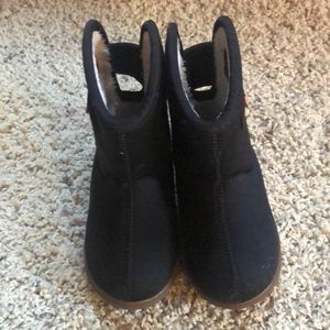 Black Bogs winter boots in excellent condition!